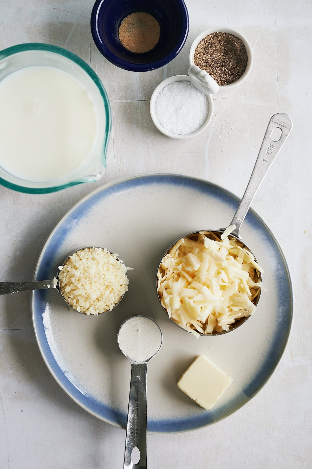 Ingredients for cheese dipping sauce.